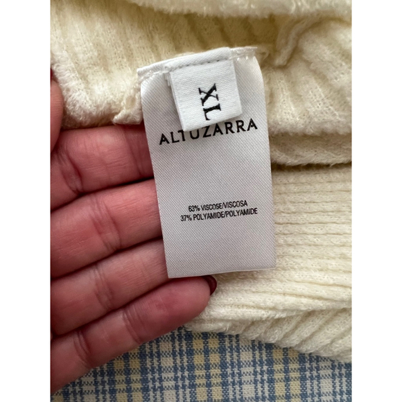 NWT Women's Altuzarra Sweater X-Large Off-White - Picture 4 of 5